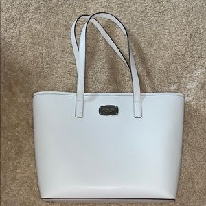Micheal Kors white shoulder bag